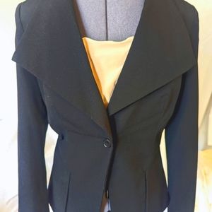 Venus Black Fishtail Blazer